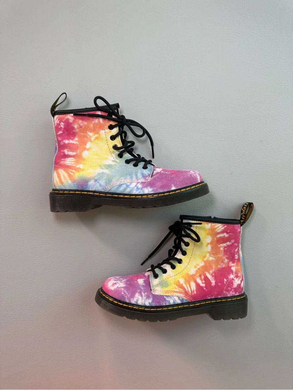 Dr Martens Kids Junior Rainbow Tie Dye 1460 Lace Up Boots 2 US Big Kids New